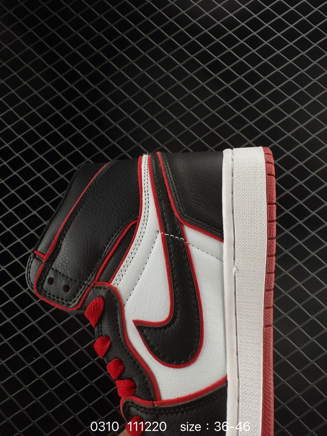 Air Jordan 1 Mid AJ1